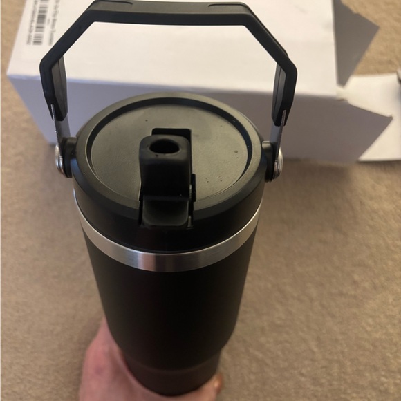 Black 30 oz Flip Straw Tumbler - Picture 3 of 5